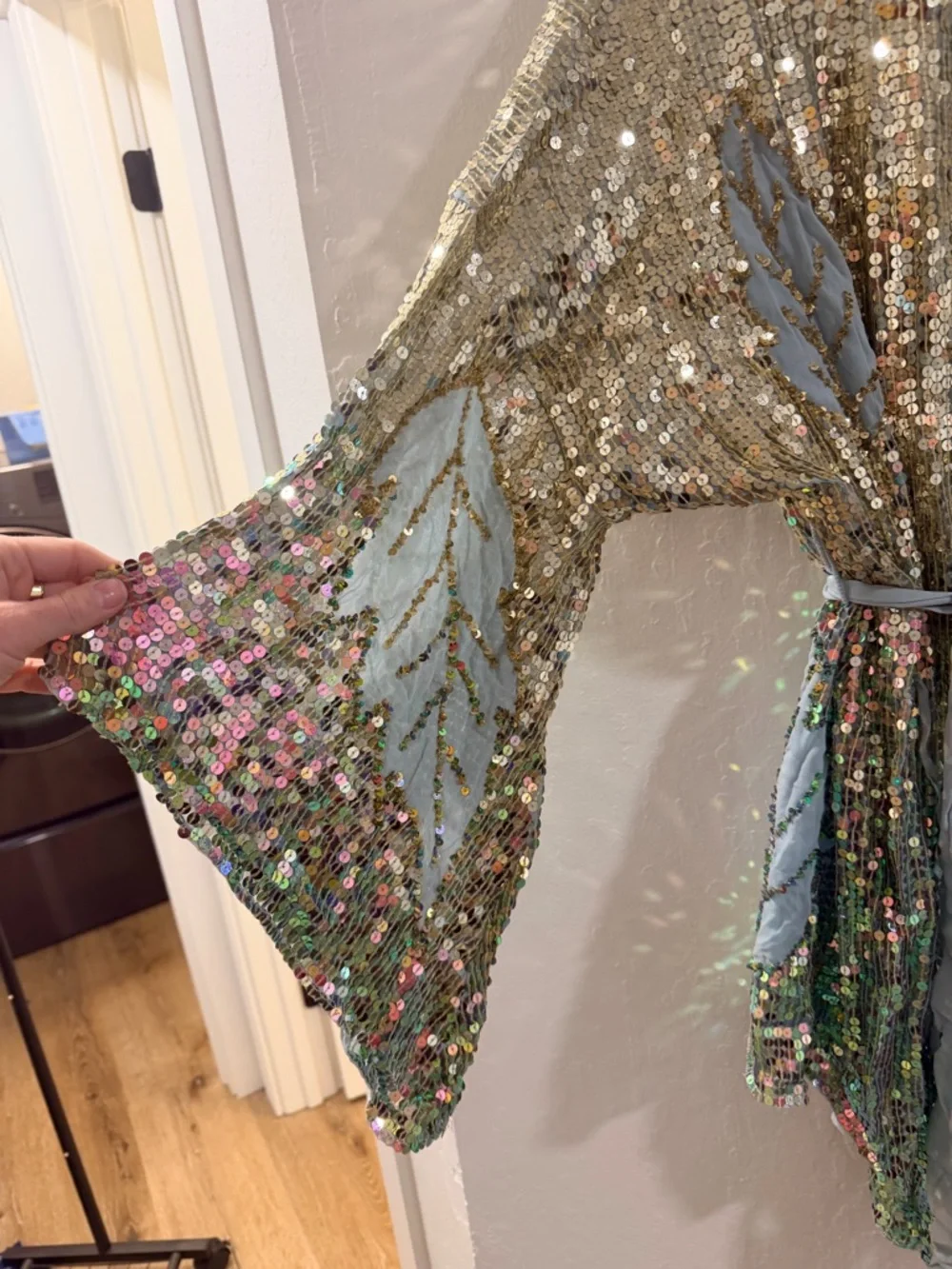 Jen's Pirate Booty Gold and Green Sequined Kimono Cape - Picture 2 of 4